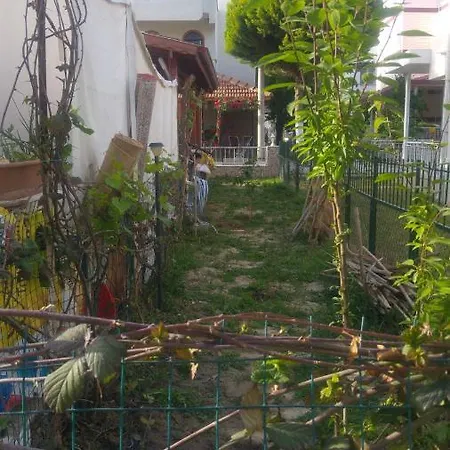 Kusadasi Kiralik Yazlik Feriehus *